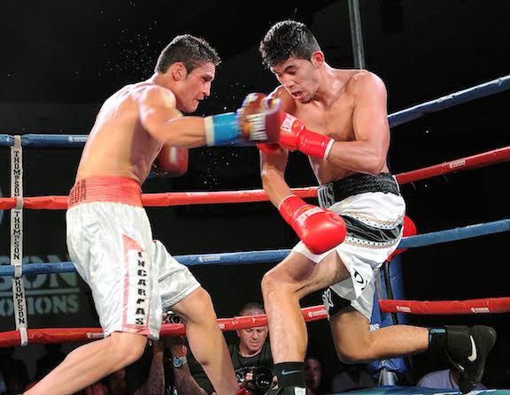 7 Andres Figueroa, left, was too much for Carlos Zatarin