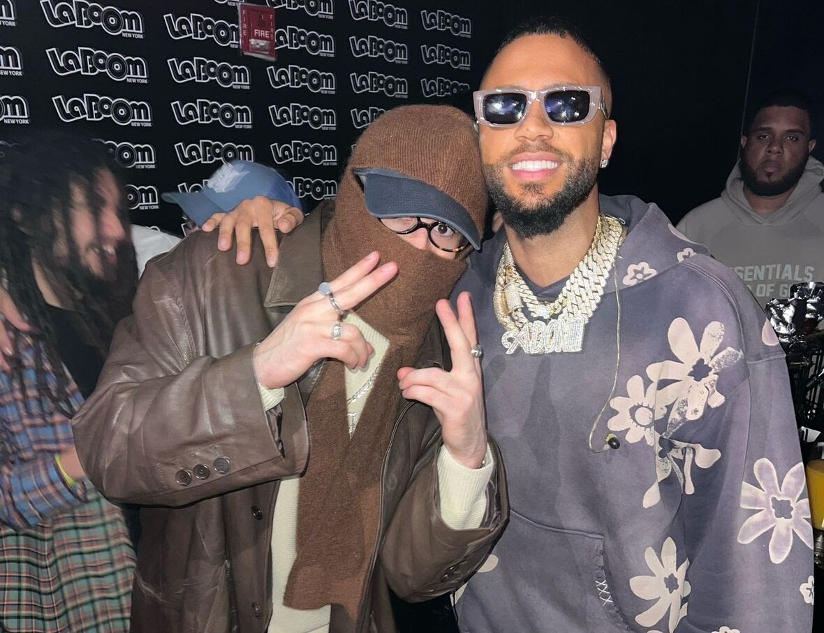 BAD BUNNY FUE A VER A DJ ADONI EN SU CONCIERTO EN NYC